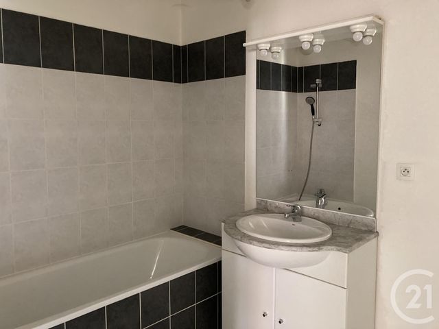 Afficher la photo en grand Appartement F2 à vendre - 2 pièces - 43.34 m2 - GIGEAN - 34 - LANGUEDOC-ROUSSILLON - Century 21 Alizés - Puig Immobilier