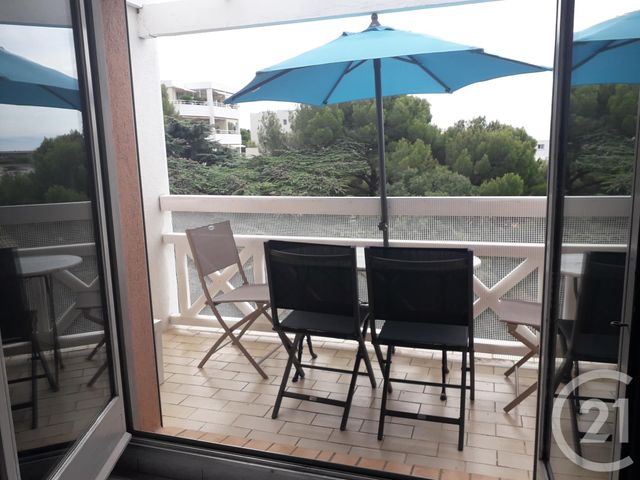 Afficher la photo en grand Appartement Duplex à louer - 2 pièces - 19.27 m2 - SETE - 34 - LANGUEDOC-ROUSSILLON - Century 21 Alizés - Puig Immobilier