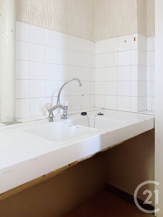 commerce à louer - 77.62 m2 - FRONTIGNAN - 34 - LANGUEDOC-ROUSSILLON - Century 21 Alizés - Puig Immobilier