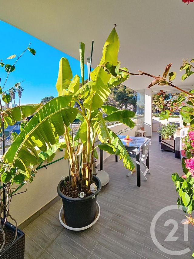 Appartement F4 à vendre - 4 pièces - 103.14 m2 - MEZE - 34 - LANGUEDOC-ROUSSILLON - Century 21 Alizés - Puig Immobilier