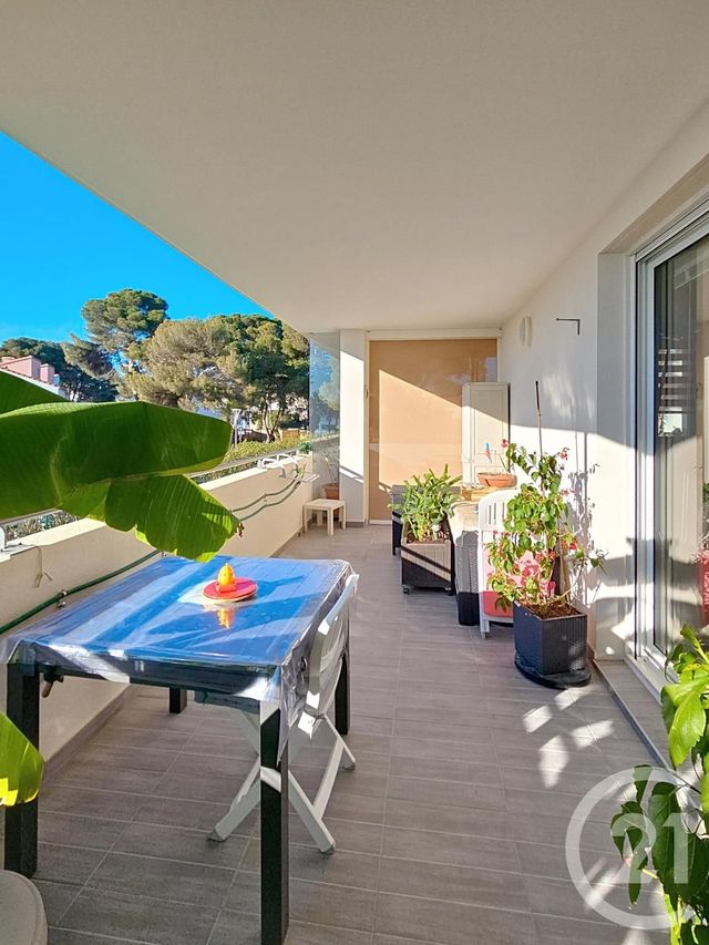 Appartement F4 à vendre - 4 pièces - 103.14 m2 - MEZE - 34 - LANGUEDOC-ROUSSILLON - Century 21 Alizés - Puig Immobilier