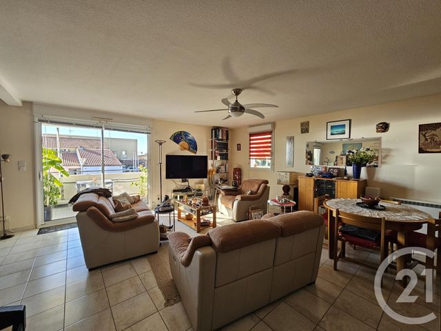 Appartement F4 à vendre - 4 pièces - 103.14 m2 - MEZE - 34 - LANGUEDOC-ROUSSILLON - Century 21 Alizés - Puig Immobilier