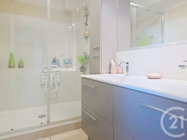 Appartement F3 à vendre - 3 pièces - 69.55 m2 - SETE - 34 - LANGUEDOC-ROUSSILLON - Century 21 Alizés - Puig Immobilier