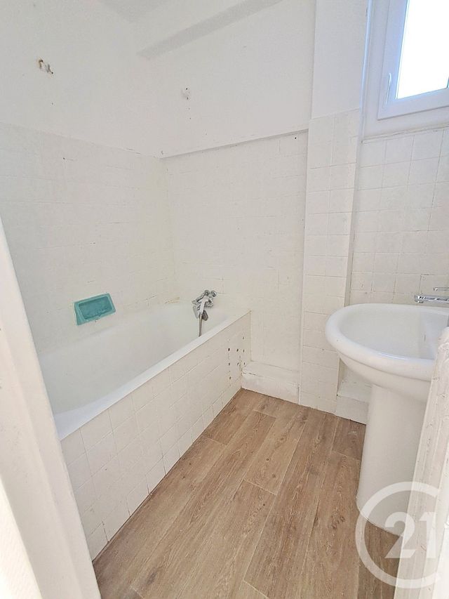 Appartement F2 à louer - 2 pièces - 52.97 m2 - SETE - 34 - LANGUEDOC-ROUSSILLON - Century 21 Alizés - Puig Immobilier