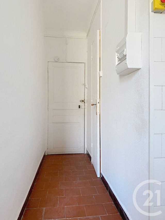 Afficher la photo en grand Appartement F2 à louer - 2 pièces - 25.07 m2 - SETE - 34 - LANGUEDOC-ROUSSILLON - Century 21 Alizés - Puig Immobilier