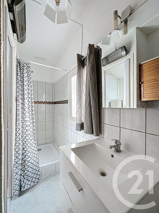 Appartement F1 à vendre - 1 pièce - 23.0 m2 - SETE - 34 - LANGUEDOC-ROUSSILLON - Century 21 Alizés - Puig Immobilier