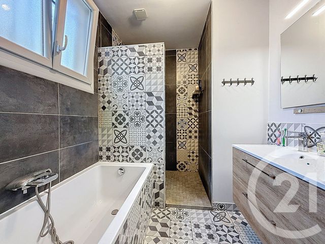 maison à vendre - 4 pièces - 114.09 m2 - FRONTIGNAN - 34 - LANGUEDOC-ROUSSILLON - Century 21 Alizés - Puig Immobilier