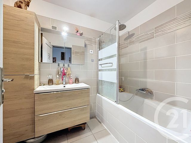 Appartement F3 à vendre - 3 pièces - 66.19 m2 - SETE - 34 - LANGUEDOC-ROUSSILLON - Century 21 Alizés - Puig Immobilier