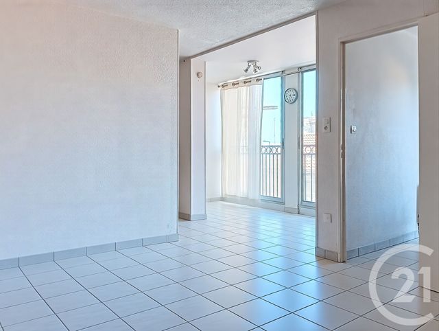 Appartement T2 à louer - 2 pièces - 38.2 m2 - SETE - 34 - LANGUEDOC-ROUSSILLON - Century 21 Alizés - Puig Immobilier