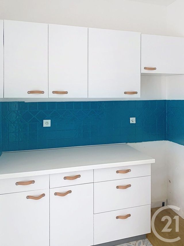 Appartement F3 à louer - 3 pièces - 71.08 m2 - SETE - 34 - LANGUEDOC-ROUSSILLON - Century 21 Alizés - Puig Immobilier