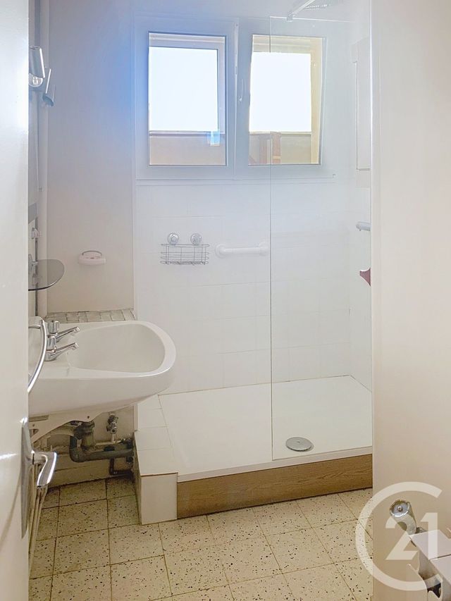 Appartement F3 à louer - 3 pièces - 56.55 m2 - SETE - 34 - LANGUEDOC-ROUSSILLON - Century 21 Alizés - Puig Immobilier