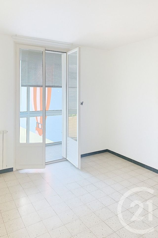 Appartement F3 à louer - 3 pièces - 56.55 m2 - SETE - 34 - LANGUEDOC-ROUSSILLON - Century 21 Alizés - Puig Immobilier