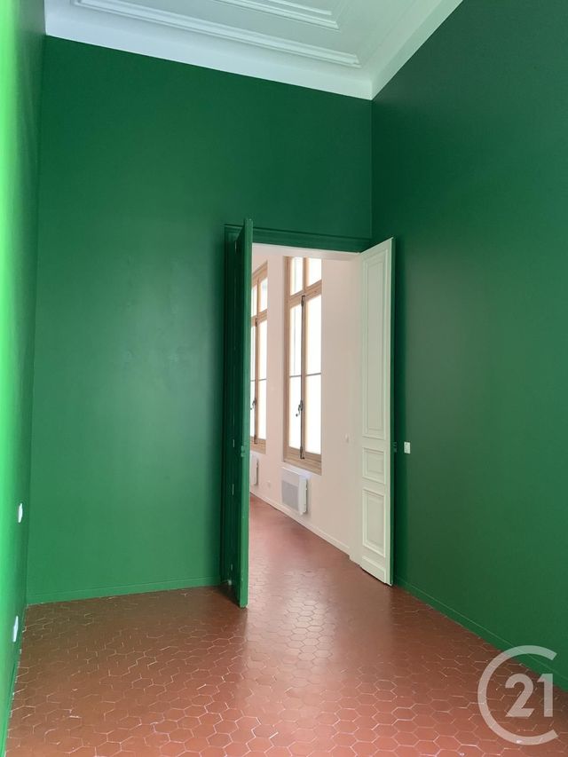 Afficher la photo en grand Appartement F2 à louer - 2 pièces - 40.3 m2 - SETE - 34 - LANGUEDOC-ROUSSILLON - Century 21 Alizés - Puig Immobilier