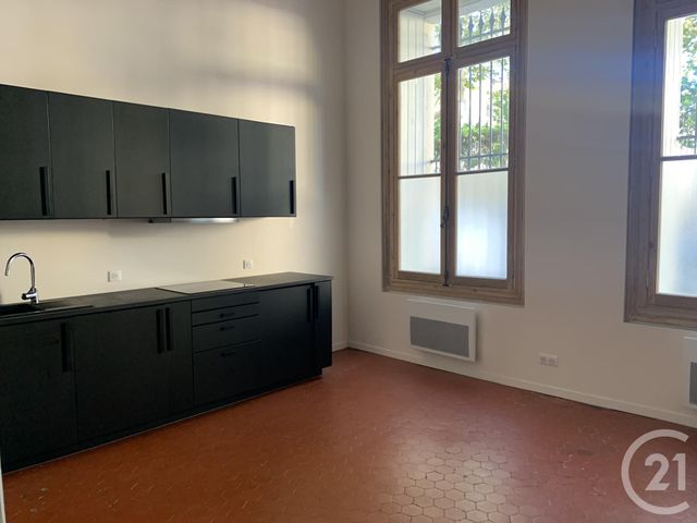 Afficher la photo en grand Appartement F2 à louer - 2 pièces - 40.3 m2 - SETE - 34 - LANGUEDOC-ROUSSILLON - Century 21 Alizés - Puig Immobilier
