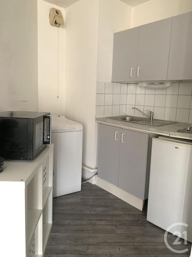 Appartement F2 à louer - 2 pièces - 28.61 m2 - SETE - 34 - LANGUEDOC-ROUSSILLON - Century 21 Alizés - Puig Immobilier