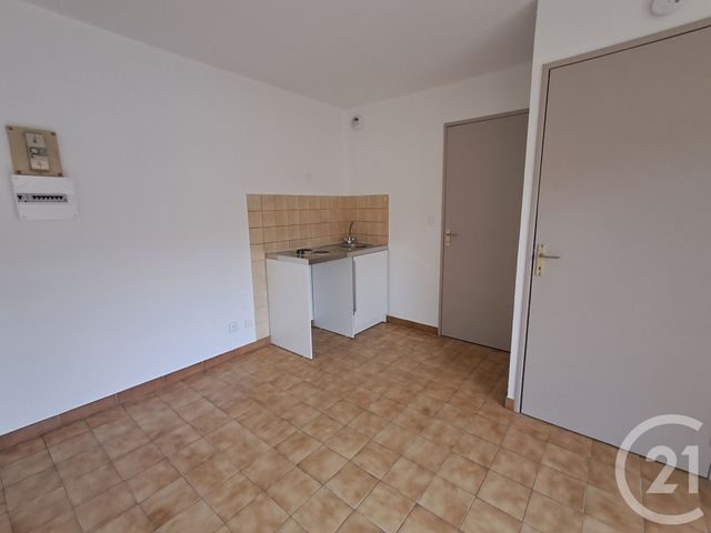 Appartement F2 à louer - 2 pièces - 23.72 m2 - SETE - 34 - LANGUEDOC-ROUSSILLON - Century 21 Alizés - Puig Immobilier