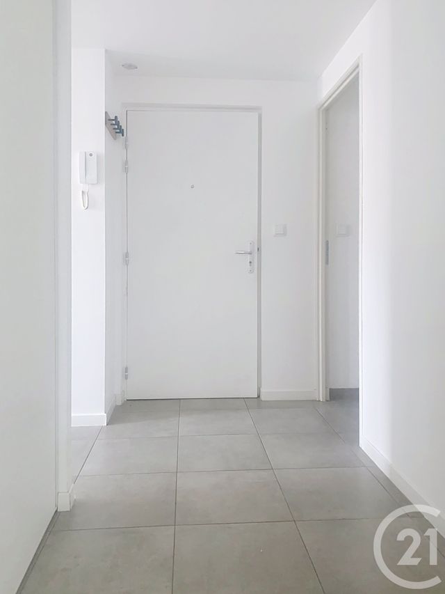 Appartement F2 à louer - 2 pièces - 42.23 m2 - MEZE - 34 - LANGUEDOC-ROUSSILLON - Century 21 Alizés - Puig Immobilier