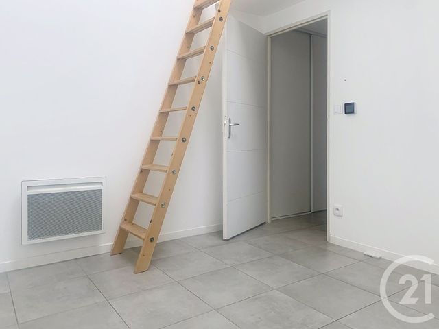 Appartement F2 à louer - 2 pièces - 42.23 m2 - MEZE - 34 - LANGUEDOC-ROUSSILLON - Century 21 Alizés - Puig Immobilier