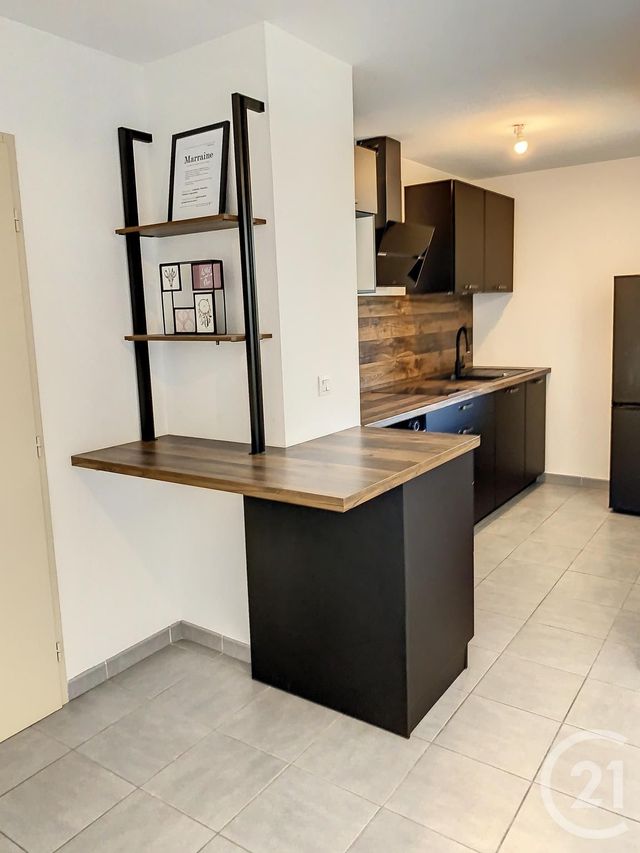 Appartement F2 à louer - 2 pièces - 42.94 m2 - GIGEAN - 34 - LANGUEDOC-ROUSSILLON - Century 21 Alizés - Puig Immobilier