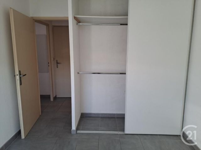 Appartement F2 à louer - 2 pièces - 42.94 m2 - GIGEAN - 34 - LANGUEDOC-ROUSSILLON - Century 21 Alizés - Puig Immobilier