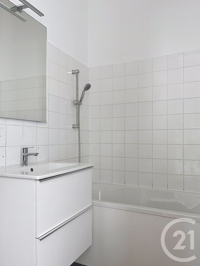 Appartement F4 à louer - 4 pièces - 71.63 m2 - SETE - 34 - LANGUEDOC-ROUSSILLON - Century 21 Alizés - Puig Immobilier