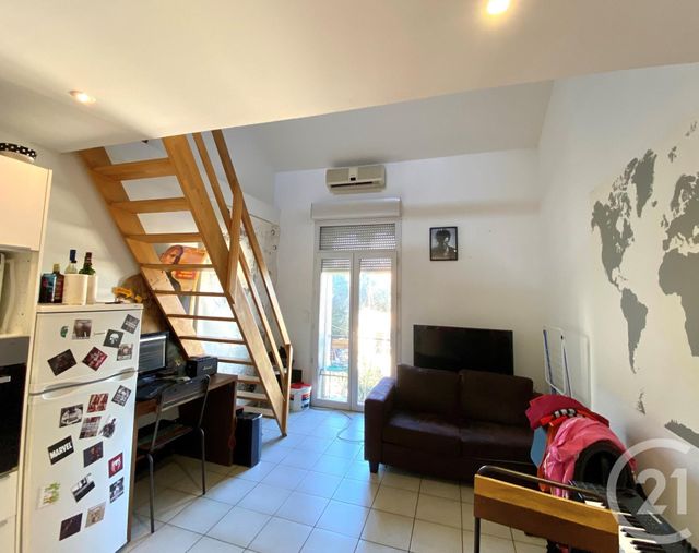 Appartement Duplex à louer - 2 pièces - 30.18 m2 - SETE - 34 - LANGUEDOC-ROUSSILLON - Century 21 Alizés - Puig Immobilier