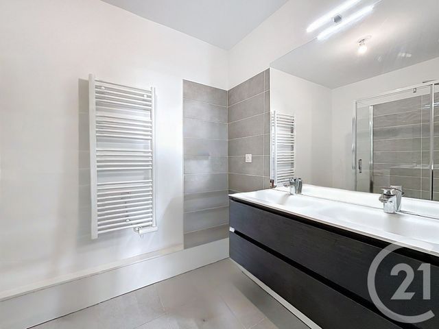 Appartement F3 à louer - 3 pièces - 59.3 m2 - SETE - 34 - LANGUEDOC-ROUSSILLON - Century 21 Alizés - Puig Immobilier