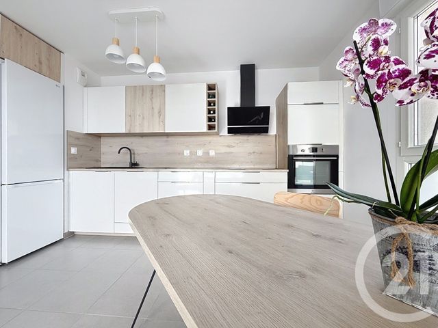 Appartement F3 à louer - 3 pièces - 59.3 m2 - SETE - 34 - LANGUEDOC-ROUSSILLON - Century 21 Alizés - Puig Immobilier