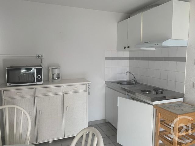 Appartement F2 bis à louer - 2 pièces - 31.12 m2 - SETE - 34 - LANGUEDOC-ROUSSILLON - Century 21 Alizés - Puig Immobilier