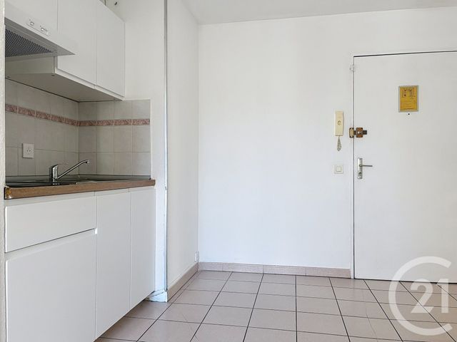 Appartement F2 à louer - 2 pièces - 36.5 m2 - SETE - 34 - LANGUEDOC-ROUSSILLON - Century 21 Alizés - Puig Immobilier