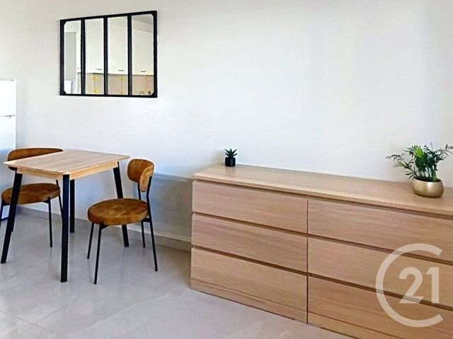 Appartement F2 à louer - 2 pièces - 27.57 m2 - SETE - 34 - LANGUEDOC-ROUSSILLON - Century 21 Alizés - Puig Immobilier