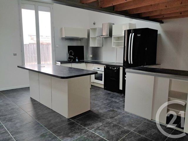 Appartement F3 à louer - 3 pièces - 76.53 m2 - SETE - 34 - LANGUEDOC-ROUSSILLON - Century 21 Alizés - Puig Immobilier