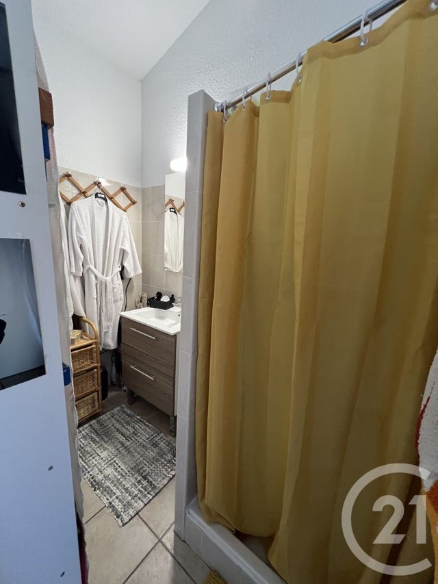 Appartement F2 à vendre - 2 pièces - 50.0 m2 - FRONTIGNAN - 34 - LANGUEDOC-ROUSSILLON - Century 21 Alizés - Puig Immobilier