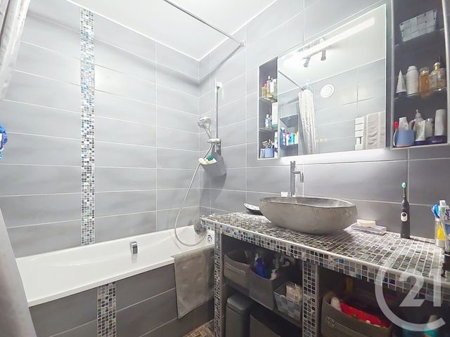 Appartement F3 à vendre - 3 pièces - 47.55 m2 - SETE - 34 - LANGUEDOC-ROUSSILLON - Century 21 Alizés - Puig Immobilier