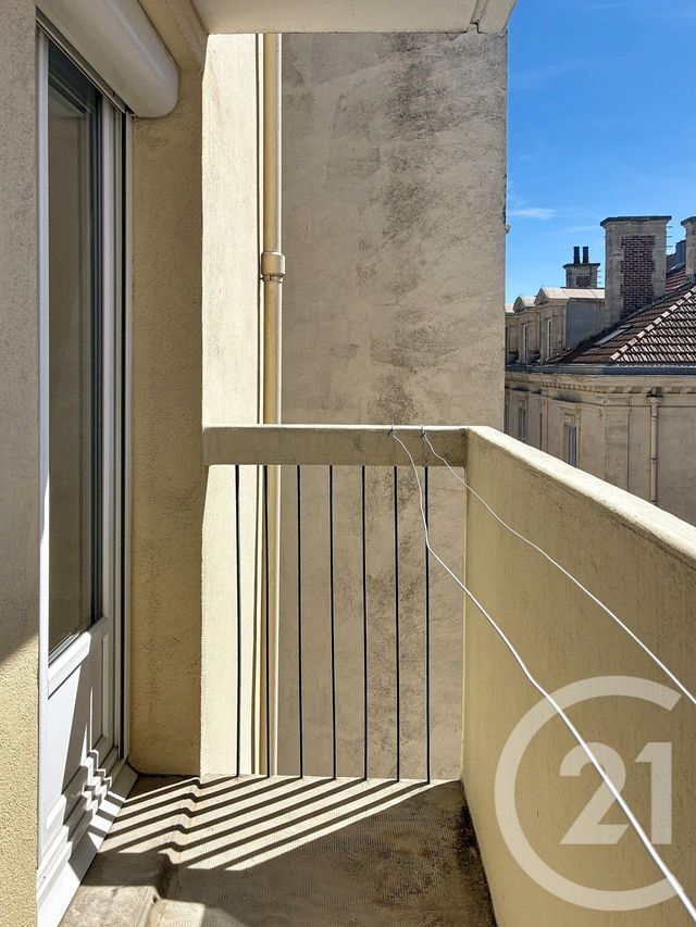 Appartement F3 à louer - 3 pièces - 58.8 m2 - SETE - 34 - LANGUEDOC-ROUSSILLON - Century 21 Alizés - Puig Immobilier