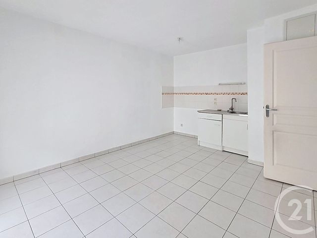 Appartement F2 à louer - 2 pièces - 39.9 m2 - SETE - 34 - LANGUEDOC-ROUSSILLON - Century 21 Alizés - Puig Immobilier