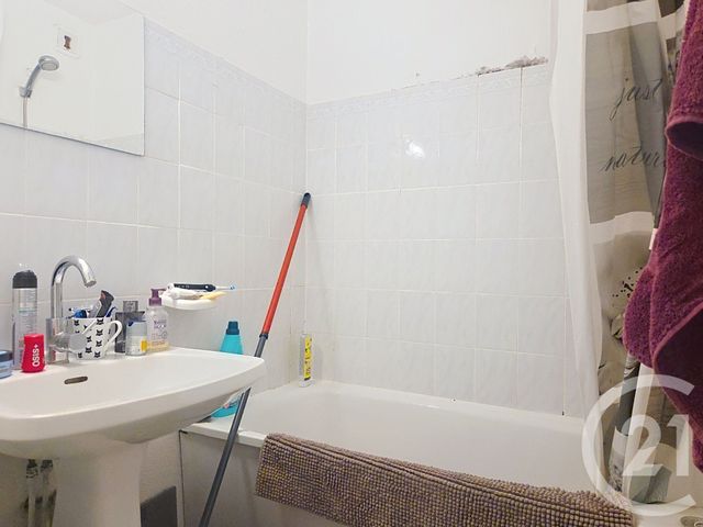 Appartement F2 à vendre - 2 pièces - 32.19 m2 - SETE - 34 - LANGUEDOC-ROUSSILLON - Century 21 Alizés - Puig Immobilier