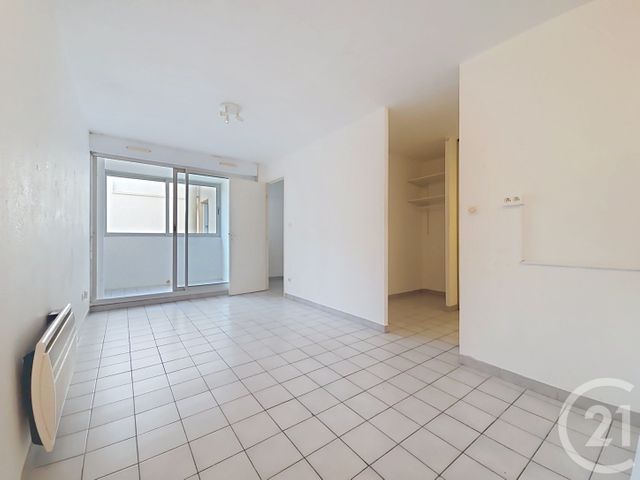 Appartement F2 à vendre - 2 pièces - 32.19 m2 - SETE - 34 - LANGUEDOC-ROUSSILLON - Century 21 Alizés - Puig Immobilier