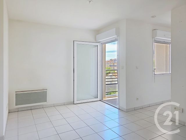 Appartement F2 à vendre - 2 pièces - 30.16 m2 - SETE - 34 - LANGUEDOC-ROUSSILLON - Century 21 Alizés - Puig Immobilier