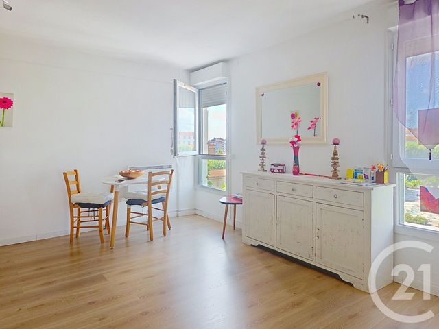Appartement F2 à vendre - 2 pièces - 37.7 m2 - SETE - 34 - LANGUEDOC-ROUSSILLON - Century 21 Alizés - Puig Immobilier