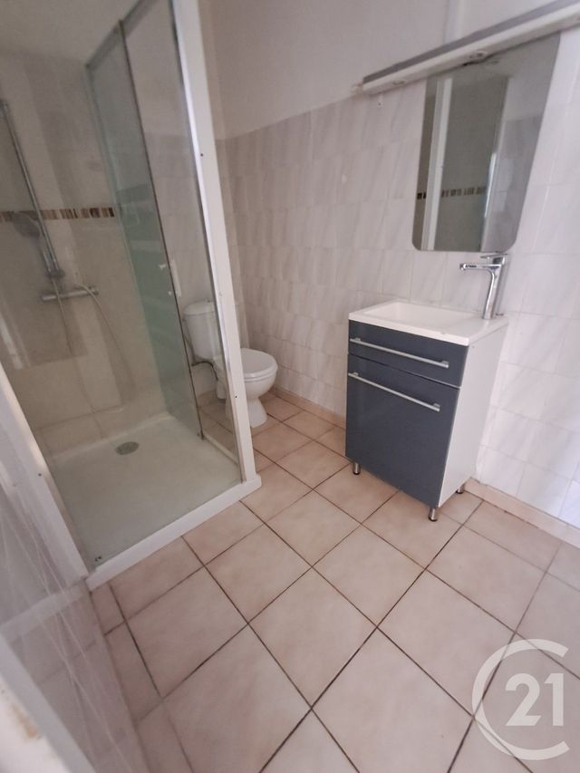 Appartement F2 à louer - 2 pièces - 40.55 m2 - MEZE - 34 - LANGUEDOC-ROUSSILLON - Century 21 Alizés - Puig Immobilier