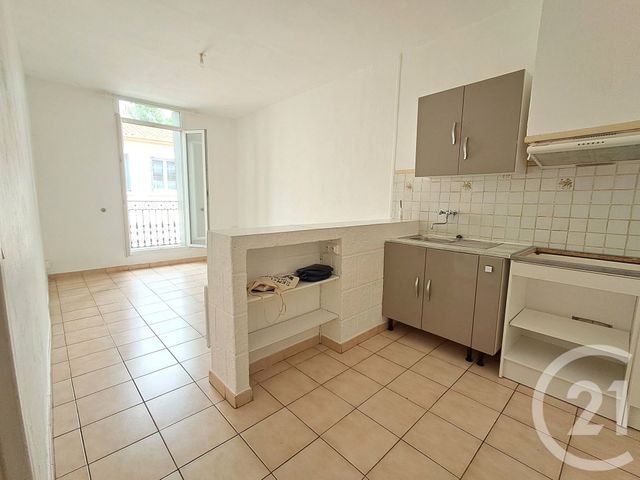 Appartement F2 à louer - 2 pièces - 40.55 m2 - MEZE - 34 - LANGUEDOC-ROUSSILLON - Century 21 Alizés - Puig Immobilier