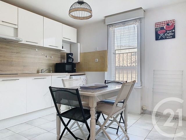 Appartement F2 à louer - 2 pièces - 34.87 m2 - SETE - 34 - LANGUEDOC-ROUSSILLON - Century 21 Alizés - Puig Immobilier