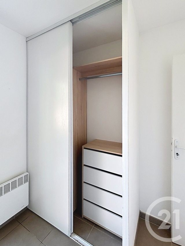 Appartement F2 à vendre - 2 pièces - 34.56 m2 - FRONTIGNAN - 34 - LANGUEDOC-ROUSSILLON - Century 21 Alizés - Puig Immobilier