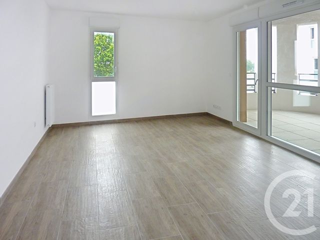 Appartement F3 à louer - 3 pièces - 63.41 m2 - SETE - 34 - LANGUEDOC-ROUSSILLON - Century 21 Alizés - Puig Immobilier