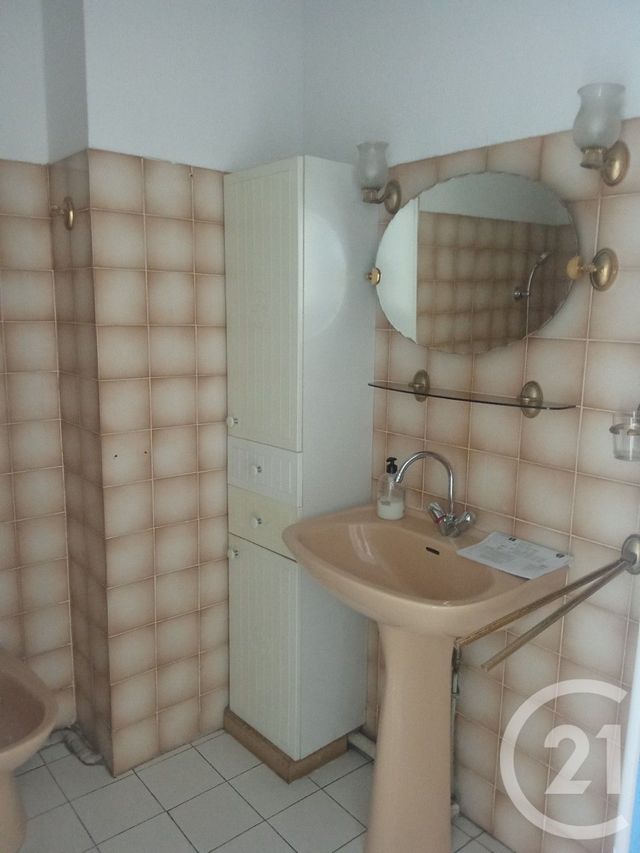 Appartement F3 à louer - 3 pièces - 62.9 m2 - SETE - 34 - LANGUEDOC-ROUSSILLON - Century 21 Alizés - Puig Immobilier