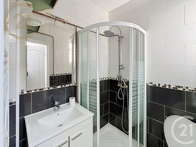 Appartement T2 à vendre - 2 pièces - 29.5 m2 - SETE - 34 - LANGUEDOC-ROUSSILLON - Century 21 Alizés - Puig Immobilier
