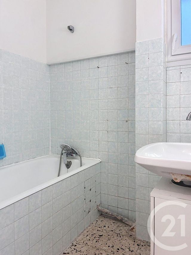 Appartement F2 à louer - 2 pièces - 51.99 m2 - SETE - 34 - LANGUEDOC-ROUSSILLON - Century 21 Alizés - Puig Immobilier