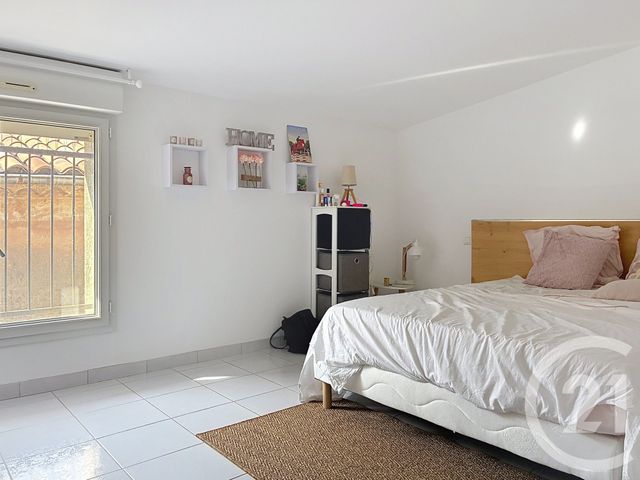 Appartement F3 à louer - 3 pièces - 80.43 m2 - VILLEVEYRAC - 34 - LANGUEDOC-ROUSSILLON - Century 21 Alizés - Puig Immobilier