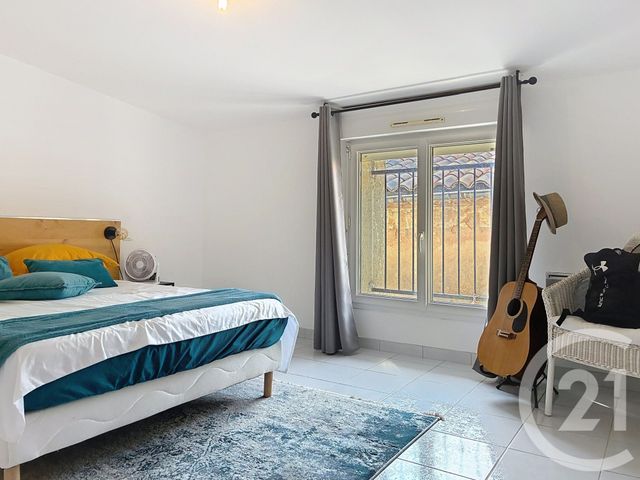 Appartement F3 à louer - 3 pièces - 80.43 m2 - VILLEVEYRAC - 34 - LANGUEDOC-ROUSSILLON - Century 21 Alizés - Puig Immobilier